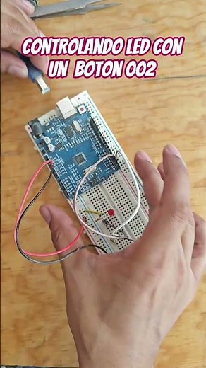 Arduino controlando un led con botón.