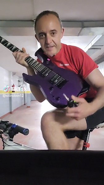 Master of Puppets bike cover. #masterofpuppets #bike #cover #guitar #guitarra #bass #metallica