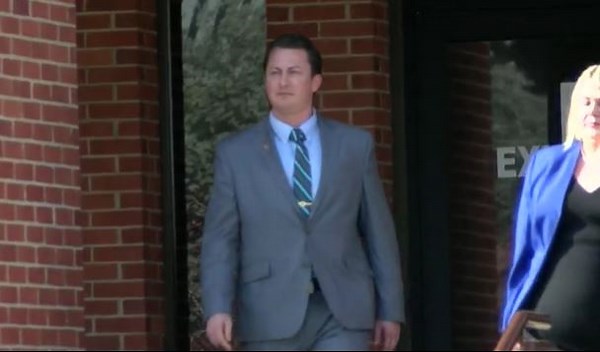 Jury finds Officer Johnathan Brown not guilty on all charges