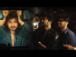 Siddu Jonnalagadda & Naga Vamsi Visuals, Watching Tillu Square Trailer With Fans