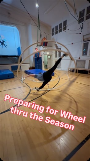 Preparing for Wheel Thru the Season! Dillon and Karly are rolling strong in Edgewater as they rehearse for “Rock ’n Roll Thru the Jolidays” — coming Saturday, December 13 at 5 PM at the Broadway Armory! Join us for an electrifying show featuring live music by School of Rock Andersonville. 🎄 Holiday Market: 3–6 PM 🎸 A funtastic, high-energy holiday rock ’n roll celebration for all ages! Don’t miss it — link in bio! #CirquesExperience #WheelAct #ChicagoEvents #EdgewaterChicago #BroadwayArmory #S