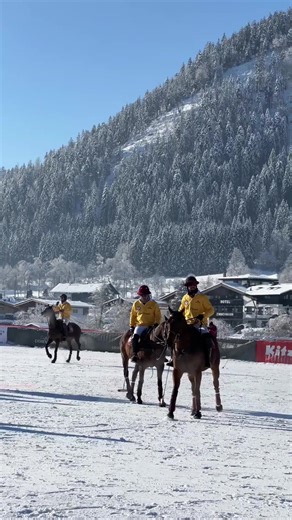It’s snow polo season ❄️ #polo