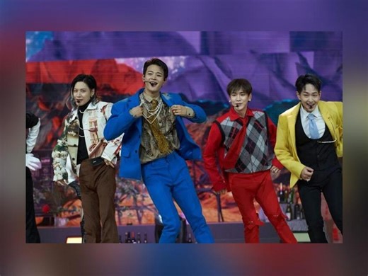 SHINee reminds fans to pursue their own happiness in new Japanese single "SUPERSTAR"