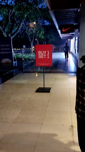 Nike Factory Outlet Sale in Paseo Sta. Rosa Laguna