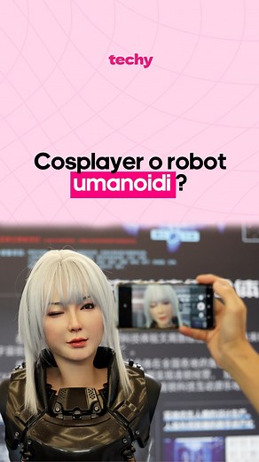 techy on Instagram: "Seguici @techy_ita Alla World Robot Conference 2024 di Pechino, due robot umanoidi che hanno impressionato i visitatori si sono rivelati essere in realtà esseri umani in costume. Questo episodio ha sollevato discussioni sui social riguardo ai progressi e ai limiti della robotica. L'evento infatti mette in luce la crescente difficoltà nel distinguere tra umani e macchine e pone interrogativi su quanto siamo vicini a creare robot veramente realistici. #tech #Cina #robot #cospl