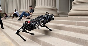 Cheetah 3 robot overcomes obstacles while galloping blind