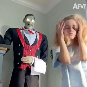 1.5M views · 10K reactions | TRICK OR TREAT?! 藍 | America's Funniest Home Videos | Facebook