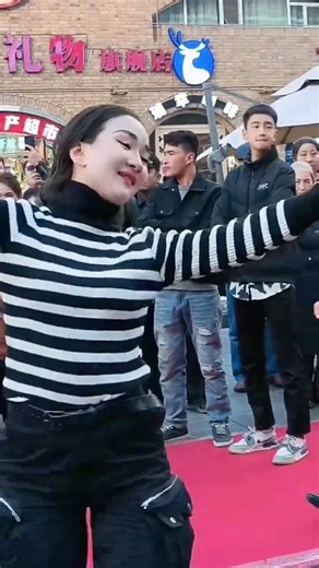 dancing of the beauty#dance #chineseclassicaldance #xinjiang