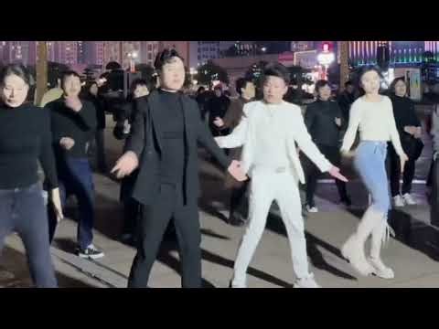 Easy-to-learn Square Dance