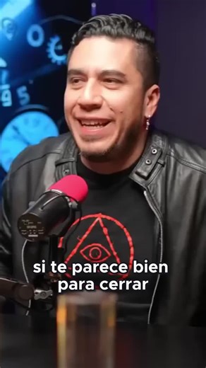 Encuentro Increíble con un Viajero en el Tiempo que Cambió su Vida Tras un Encuentro OVNI #Paranormal #MoáiEstelar #RapaNui #MisteriosDelCosmos #EspírituSantoFemenino