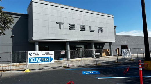 Tesla preparing to open a Pensacola dealership and service center