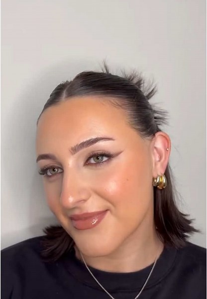 This glam 😍 #makeuptransformation #makeup #beautytips #makeuptutorial #transformation