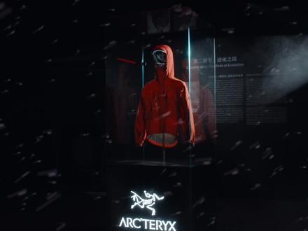 跟随进化者Alpha SV穿行进化之路 “ALPHA SV陪我一起见证了阿式攀登的进化。”——金冰镐评委及特别奖获奖者 Yannick Graziani “攀登拓展着自我和世界的边界，证明我们的进化从未停止。”——始祖鸟运动员 何川 传奇硬壳，进化不息Alpha SV 进化展，精彩继续欢迎预约前往体验 #AlphaSV#ARCTERYX始祖鸟#始祖鸟博物馆