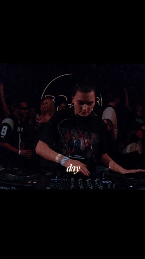 ID: @zynn__music - Sitting Down Here | Out now. #edm #ukgarage #housemusiclovers #speedgarage #ukg