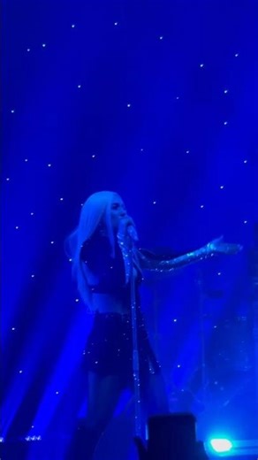 AVA MAX UNIQUE VOICE FEARLESS ATTITUDE MUSIC CONCERT LIVE #avamax #avamaxfans #avamaxmusic #trending