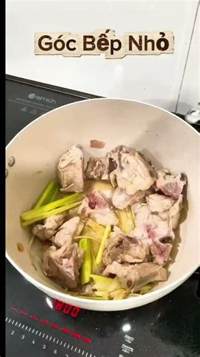 Cách nấu canh khoai môn đơn giản tại nhà