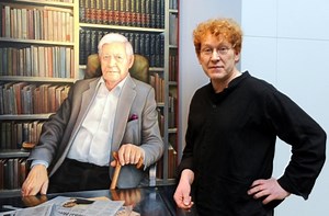 Porträt des Altbundeskanzlers: Helmut Schmidt - ganz ohne Zigarette