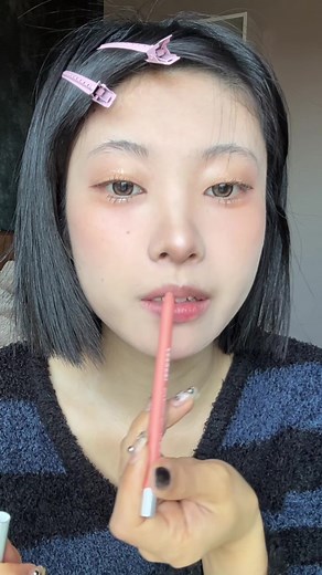 イエベ春メイク：多幸感あふれる春の装い