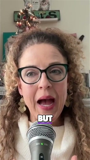 Raw vs Cooked Dog Food: What's Best? 👀