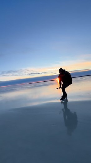 15K views · 1.6K reactions | 11 AM sunrise above the Arctic Circle. Kotzebue, Alaska #alaska #wildice #iceskating #outdoorrink #ice ***** 혐 혵혦혢혤혩 혞혪혭혥 혐혤혦 혢혯혥 혐혤혦 혳혦혴혤혶혦! 혵혳혪혱혭혦혱혰혪혯혵혵혳혢혪혯혪혯혨.혤혰혮 | Luc Mehl | Facebook