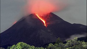 Daftar Tingkat Aktivitas Status Gunung Api di Indonesia: Anak Krakatau, Merapi dan Semeru Siaga