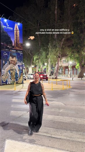 Living in Neuquén: Balcony Views and Fashion Looks