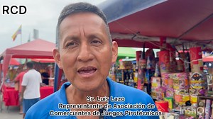 MILAGRO FERIA DE JUEGOS PIROTÉCNICOS EN ESTADIO CHIRIJOS !! En la explanada del Estadio los Chirijos varios comerciantes durante varios años han ofrecido juegos pirotécnicos, monigotes por motivo de Navidad y Fin de Año. El Sr. Luis Lazo, representante de la Asociación de Comerciantes de Juegos Pirotécnicos, indicó que las ventas se realizan a partir de las 8h00 am hasta el 6 de enero y ofrecen una variedad de opciones para los visitantes. | Cadena Dial 107.1 Fm Stereo | Facebook