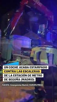 Un coche acaba estampado contra las escaleras de la estación de metro de Begoña (Madrid) #shorts