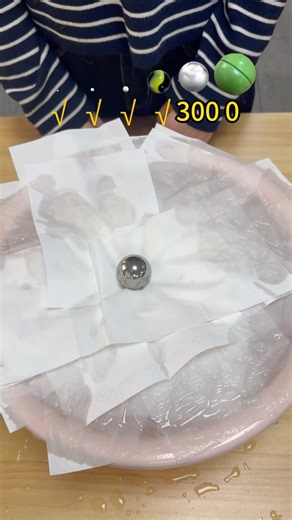 How much paper does it take to make an object float?#asmr #experiment