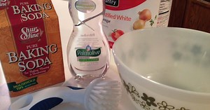 Vinegar, baking soda mixture removes 3-year-old carpet stain