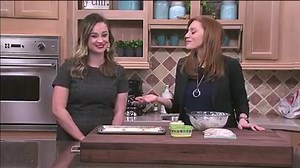 Our newest KATV reporter Mandy Hrach shows us how to make chicken croissant squares. https://bit.ly/2L5hBE3 | KATV Channel 7