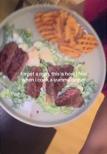 Enjoying Solo Dining: The Ultimate Girl Dinner Experience