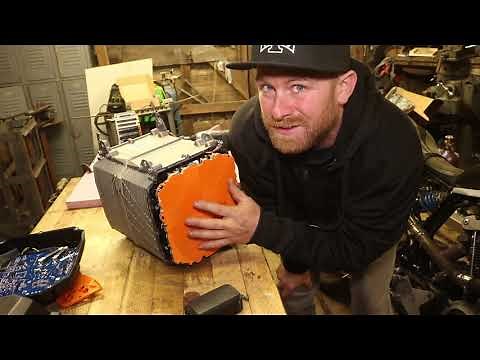 Lark Streamliner | Alta Motors R-type Battery Teardown