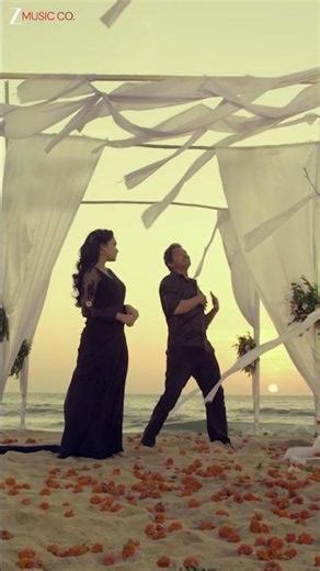#YeNa #Baji #ShreyasTalpade #AmrutaKhanvilkar #AbhijeetSawant #MarathiLoveSong #Shorts