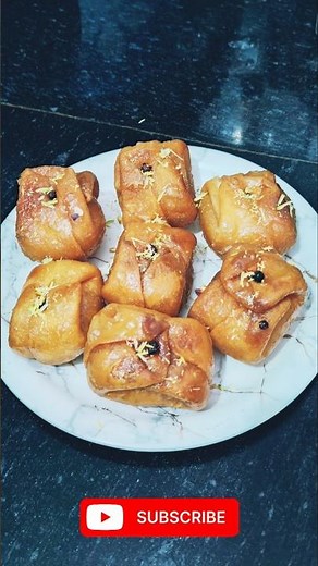 India`s famous and traditional dessert lawang lata | पारंपरिक मिठाई लौंग लता 😋