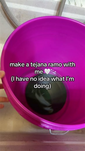 How to Create a Tejana Ramo Bouquet Step-by-Step