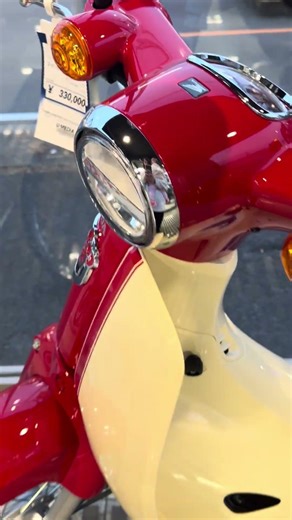 Super cute hello kitty motorcycle in Japan #shortvideo #fypシ #cute #honda #hellokitty #shorts #fyp