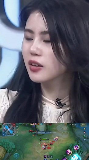 Wow, this is really bad, Indonesian people can't speak Indonesian. | Nadhira Reaction