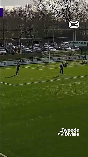 Long ball forward, perfect control, and coolly slotted in by GVVV 🎯 ⚽️
