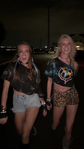 Kesha Concert Costume Ideas for 2025