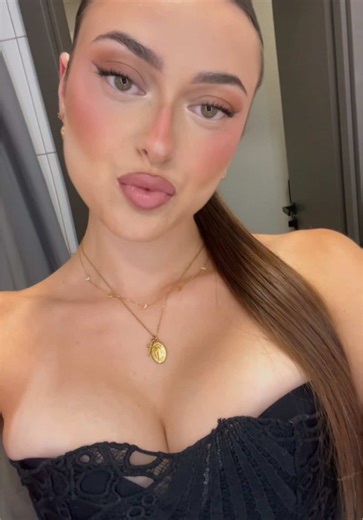 Stylish Corset Outfits to Elevate Your Wardrobe