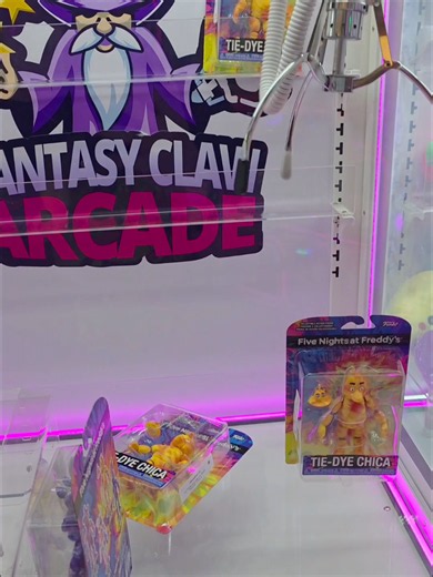FNAF Claw Machine Gameplay and Prize Guide