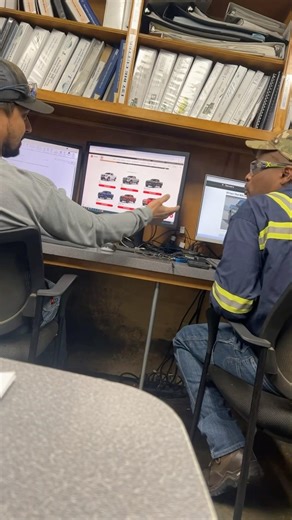 Chevy/Dodge/Ford?! These 2 always debated about SOMETHING!! Lmao #work #debate #stats #right #wrong