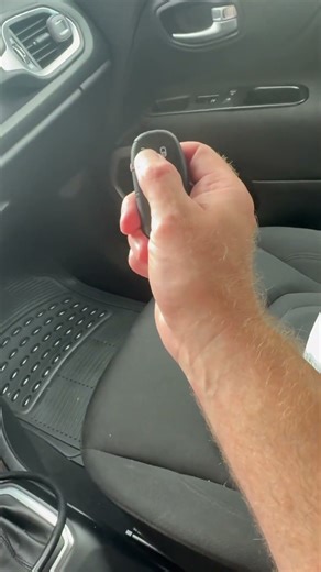 2018 Jeep renegade New fob not an instructional video #allockandkeyco #smartpro ￼