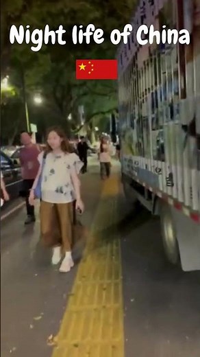 Uncovering China’s Vibrant Nightlife 🌃