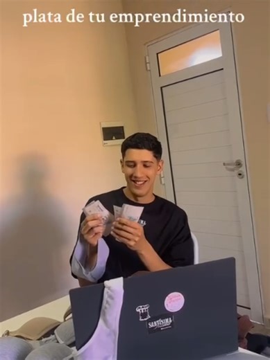 FRESSIA on TikTok