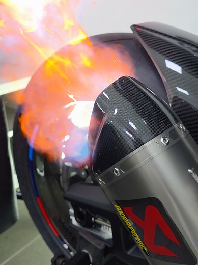 Exploring Savvas M1000XR: Performance Insights
