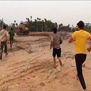 69K views · 237 reactions | The giant python is wrapping the excavator | Ar Yu - အာယု International Hospital | Facebook