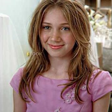 The girl’s beauty made the boy fall in love at first sight #movie #edit #shorts