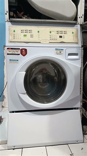 Test Spin Mesin Cuci Ipso Setelah Repair Modul dan Body #ipso #latestnews #loundry #laundry #donipro